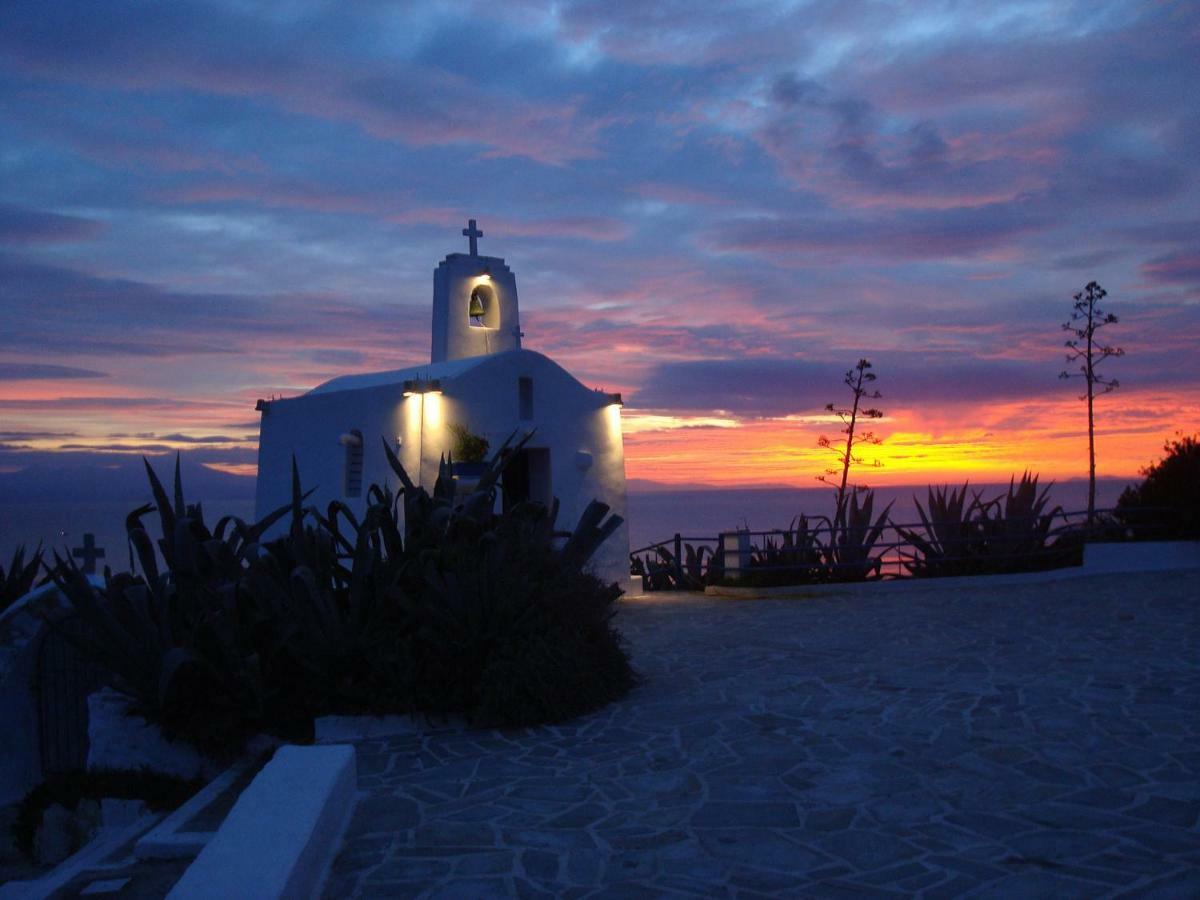 Villa Blue. Two Storey House, 100 Meters From Sea Rafína Exterior photo