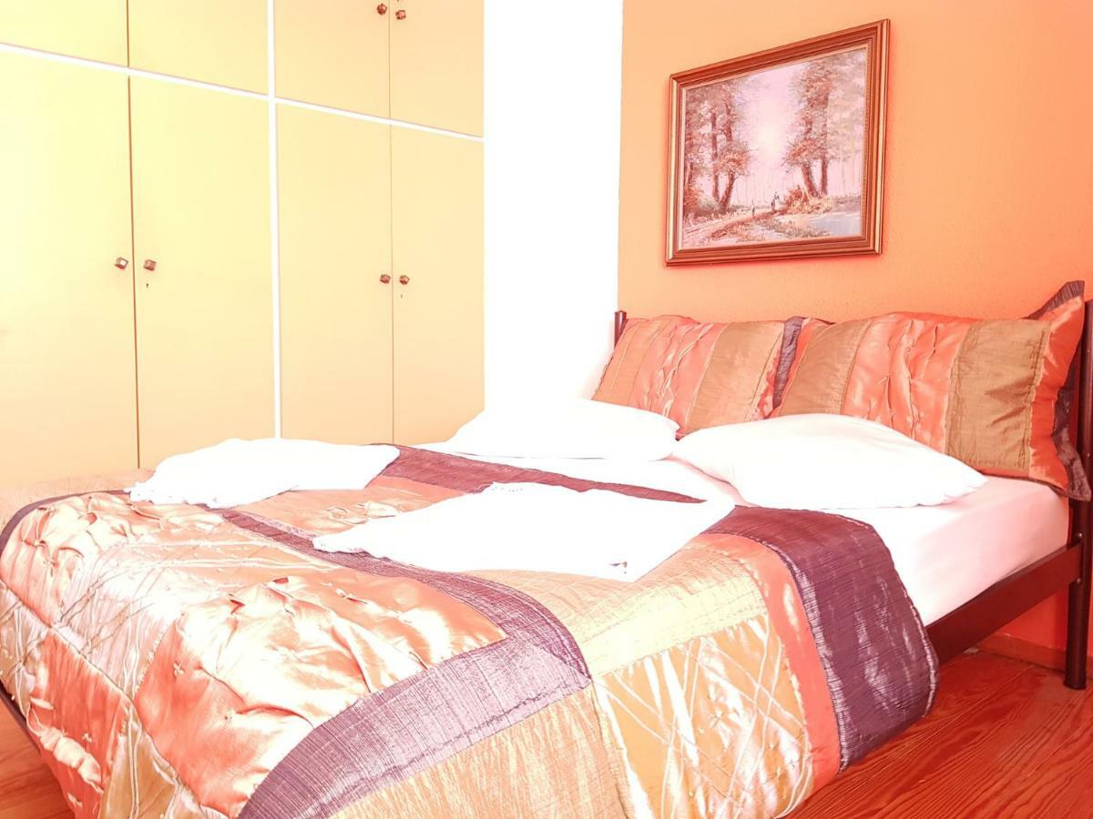Villa Blue. Two Storey House, 100 Meters From Sea Rafína Exterior photo