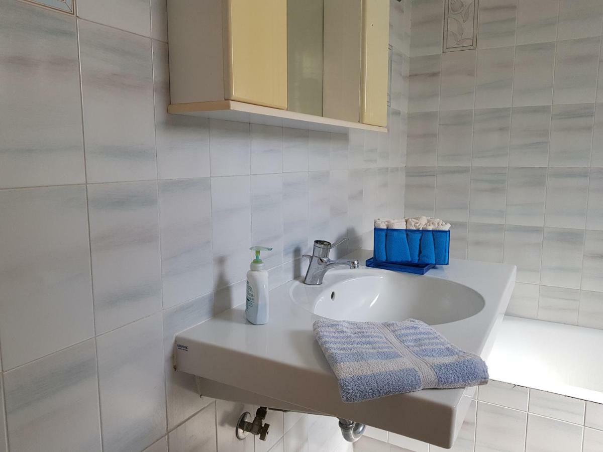 Villa Blue. Two Storey House, 100 Meters From Sea Rafína Exterior photo