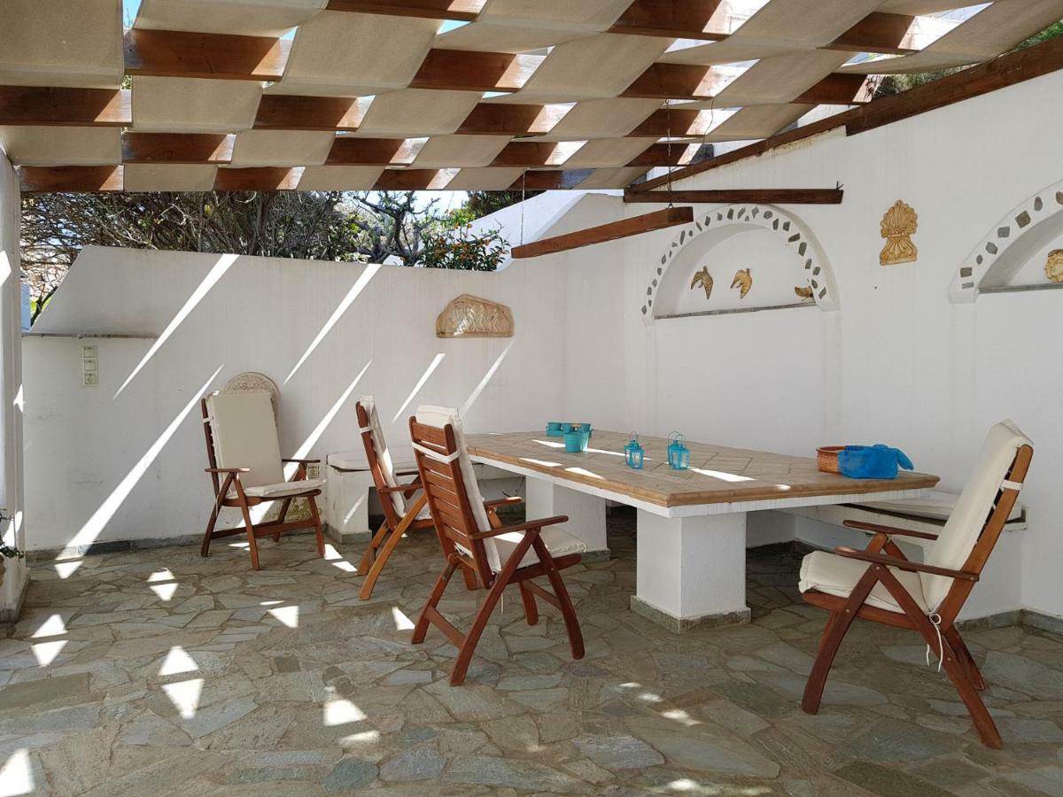 Villa Blue. Two Storey House, 100 Meters From Sea Rafína Exterior photo